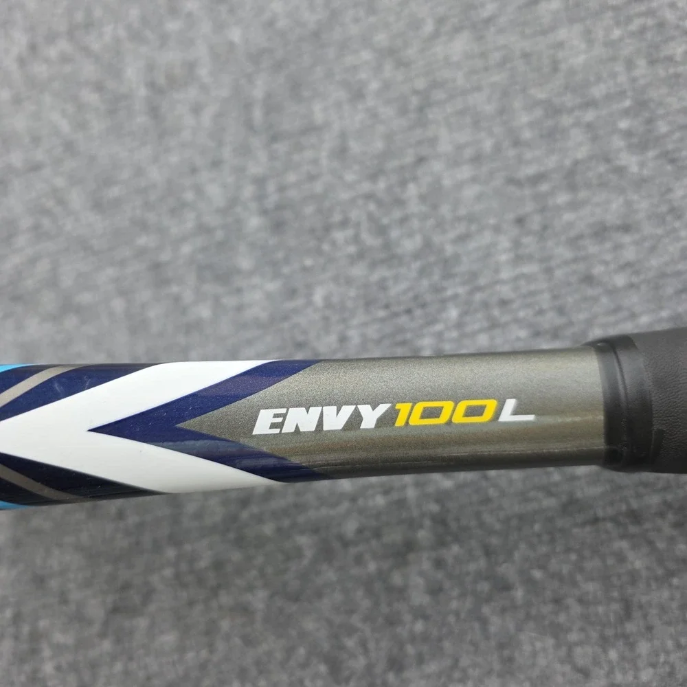 Wilson Envy 100L Tennis Racquet Grip 4 1/2 (L4) 100 Sq In 10oz 284g 16x19